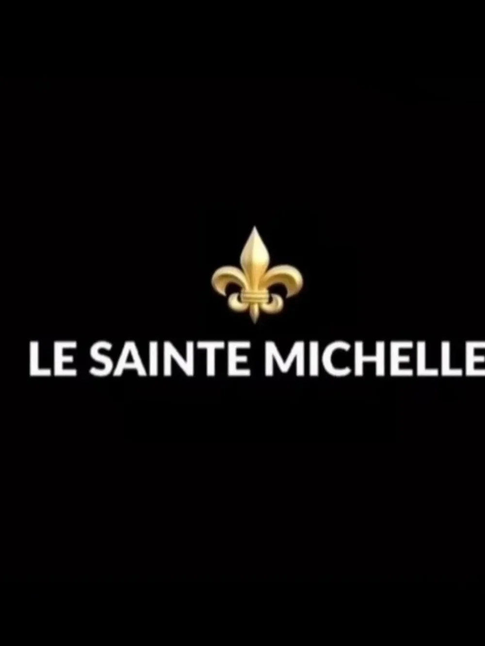 LeSainteMichelle ⚜️ black eyeliner